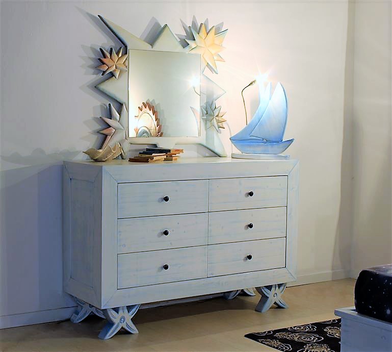 Lacquered solid wood dresser with drawers cuore