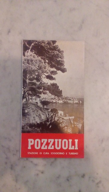 Depliant/opuscolo.pozzuoli. guida turistica vintage