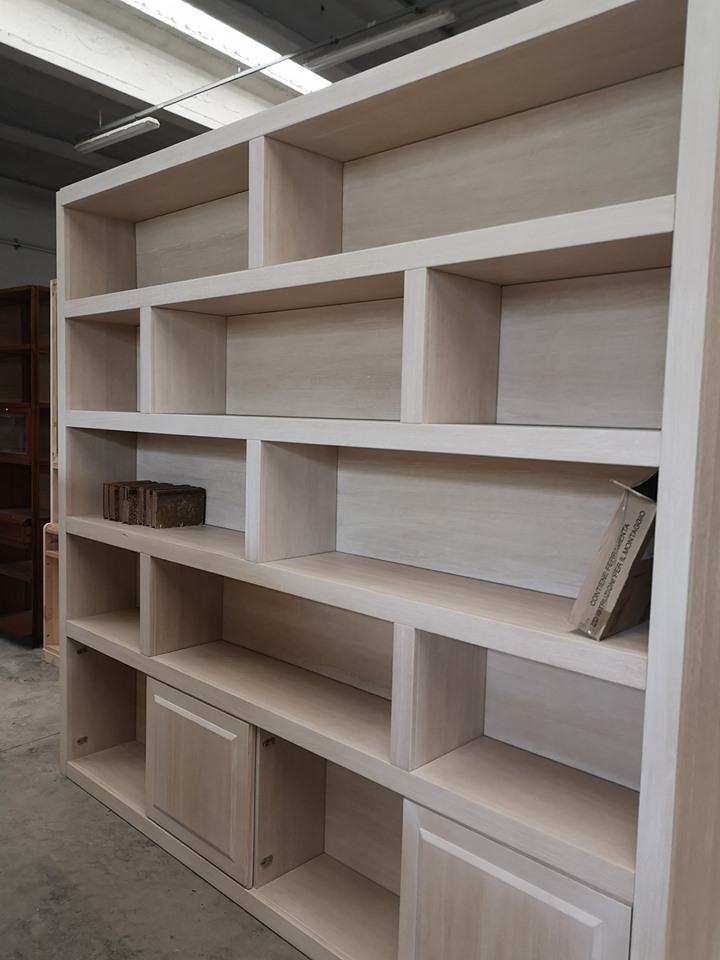Libreria colore grigio chiaro