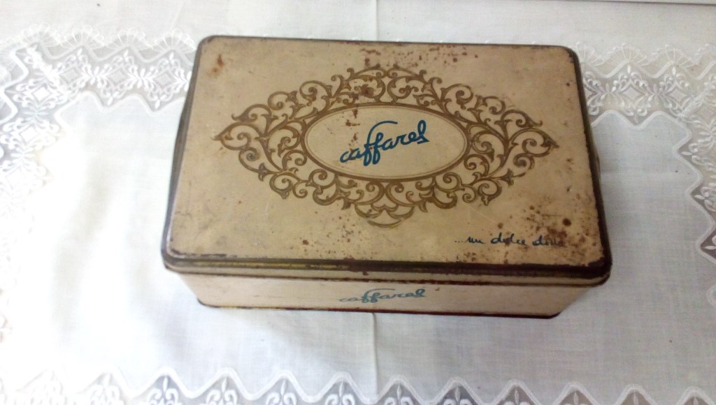 Scatola in latta caffarel 35x22,5x11,5h