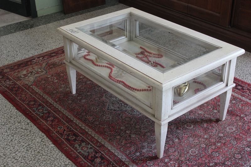 Tavolino in legno massiccio e vetro 50h 65l 100p 